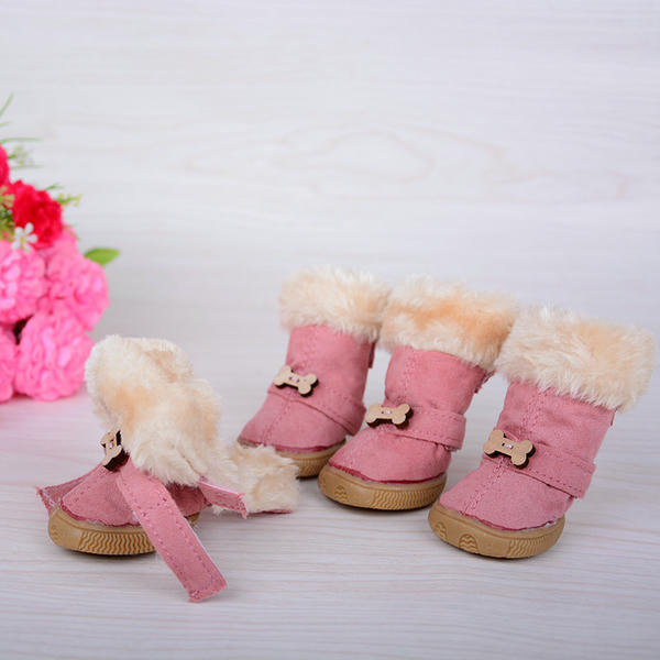 winter shoes dogs